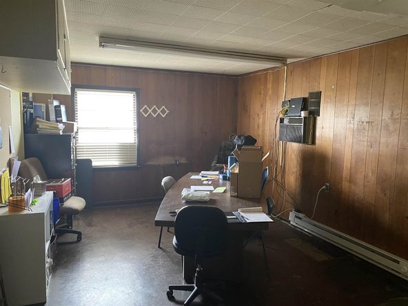 2916 Engle Rd, Fort Wayne, IN 46809